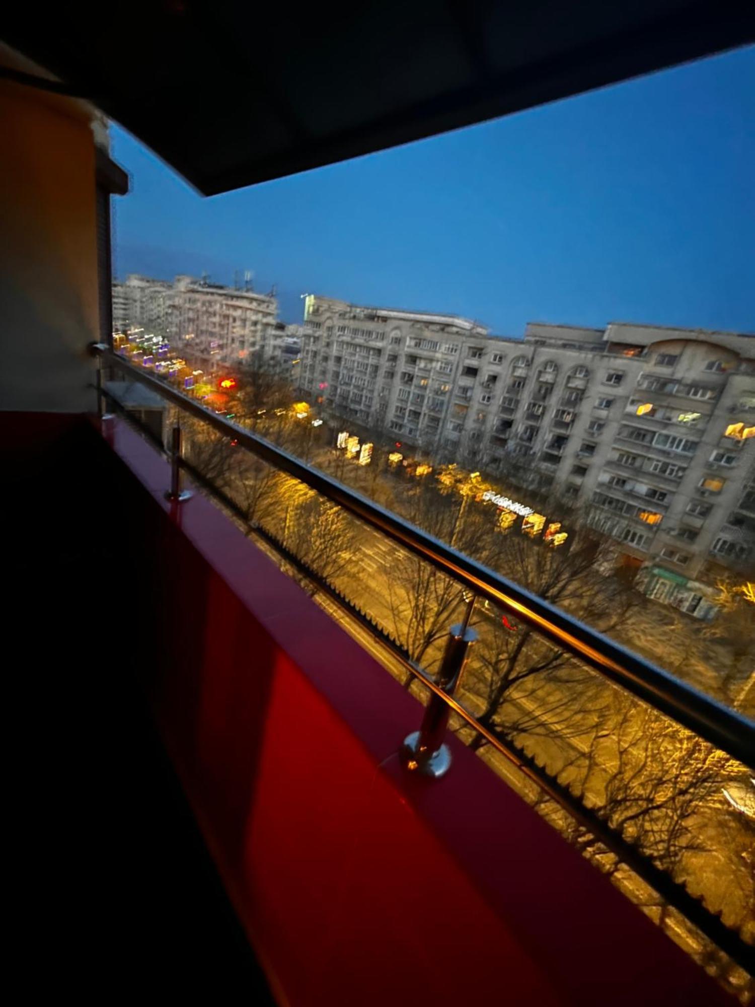 Luxury Apartment Bukares Bagian luar foto
